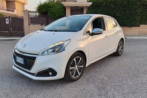 PEUGEOT 208 1.6. UNICO PROPRIETARIO COME NUOVA 