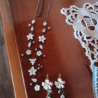 orecchini e collana