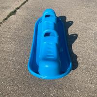 Dondolo da giardino per bambini