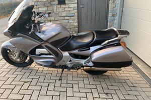 Honda ST 1300 - 2002