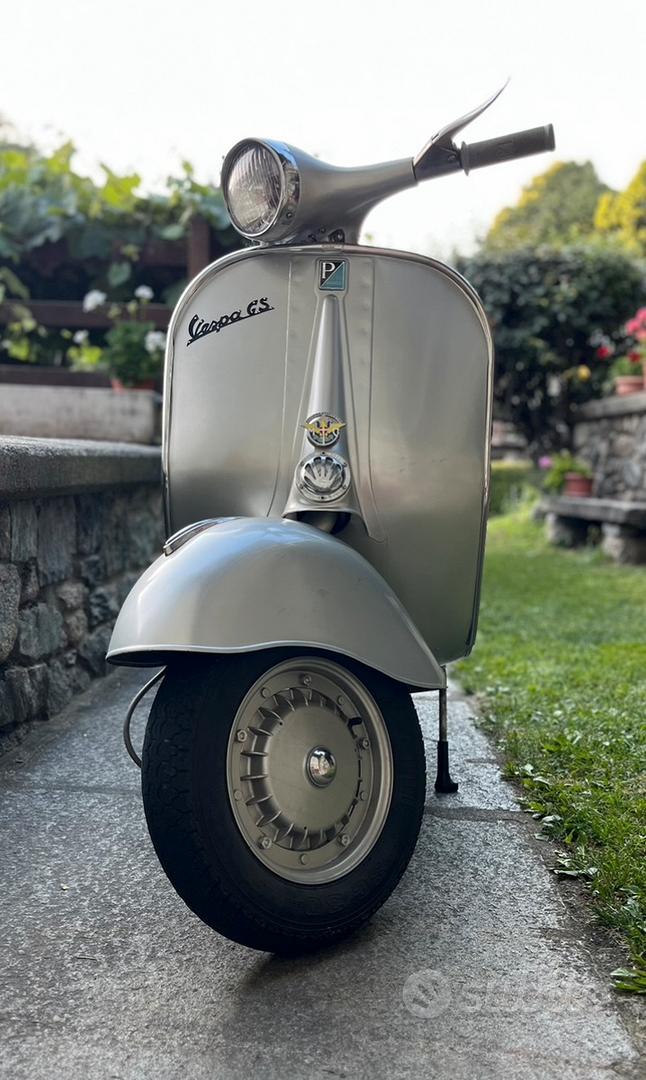 Vespa Gs150 Cerco Vespa 150 Gs Piaggio Vespa 150 GS 1964 Moto E