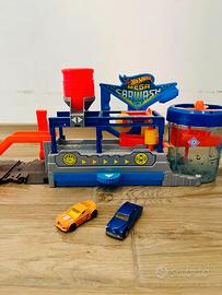 Hot Wheels - Autolavaggio con auto cambiacolore