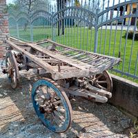 carro antico da restaurare