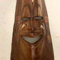 Maschera in legno