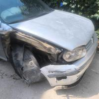 golf serie 4 130 cavalli  incidentata