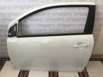 Portiera sinistra toyota aigo 3 porte 2017