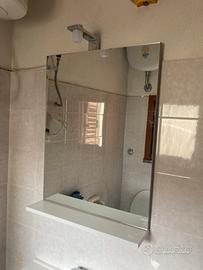 Specchiera da bagno con luce a led e ripiano