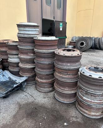 CERCHI IN FERRO PER GOMME 315/80