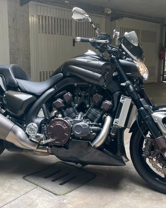 Yamaha vmax 1700