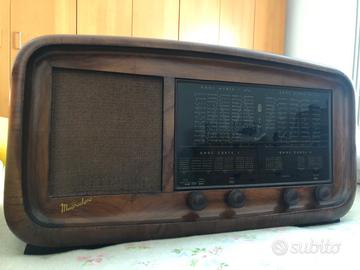 RADIO D’EPOCA MAGNADYNE SV 63