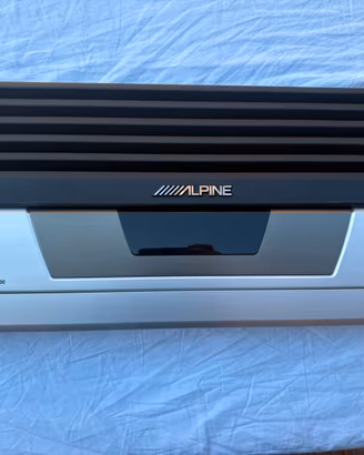 Alpine F1Status MRV-F900 Amplificatore 4 Canali