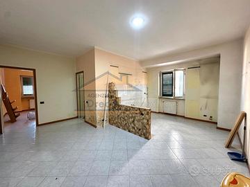 Bilocale Via Circumvallaz. Esterna