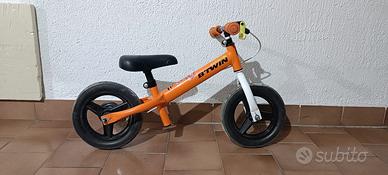 Bicicletta bambino Decathlon senza pedali 