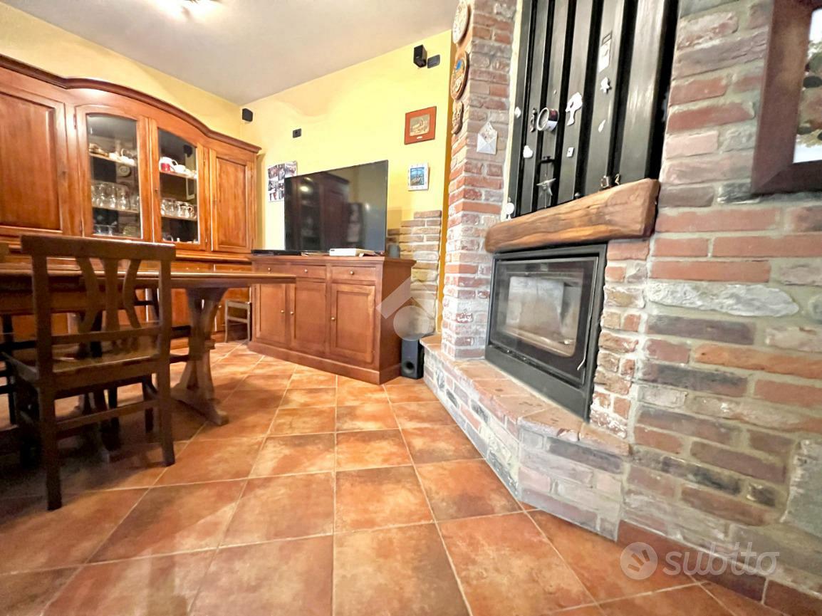 VILLA SINGOLA A ALBUGNANO - Altro