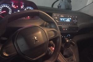 furgone peugeot partner 