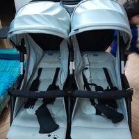 Passeggino gemellare chicco
