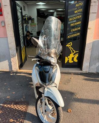 Honda SH 125 - 2017 euro 4 - PERMUTE