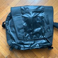 Borsa BMW a tracolla