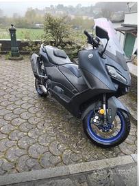 Yamaha T Max 560 - 2024