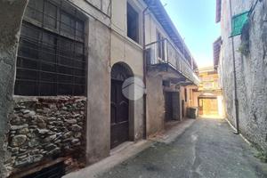 CASA SEMINDIPENDENTE A CUORGNÈ