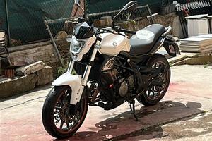 Benelli BN302