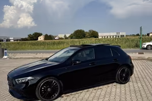 Mercedes-BenZ Classe A 200d Premium AMG 2025