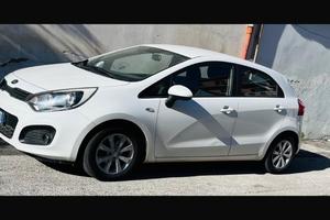 Kia rio 1.1 diesel