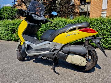 Yamaha X-Max 250 - 2006