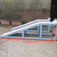 Pedane per carico su autocarro