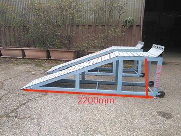 Pedane per carico su autocarro