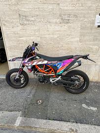 KTM 690 SMC-R