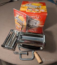 Macchina per tirare la pasta Imperia