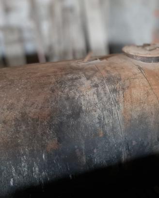 Serbatoio cisterna gasolio