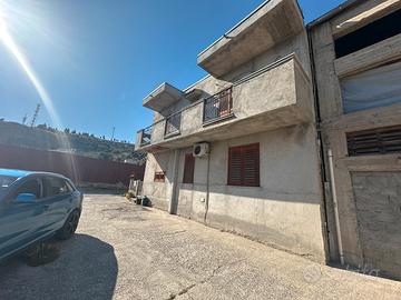 Appartamento da rifinire in strada privata