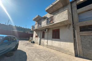 Appartamento da rifinire in strada privata