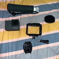 GoPro Hero 5 black edition con accessori