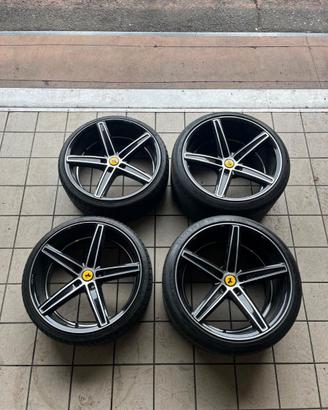 CERCHI E GOMME FERRARI F430 SPIDER