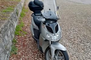 Aprilia sportcity 200 cc