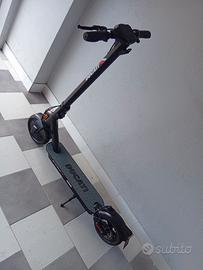 monopattino per adulti 