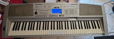 Arranger Yamaha DGX 300