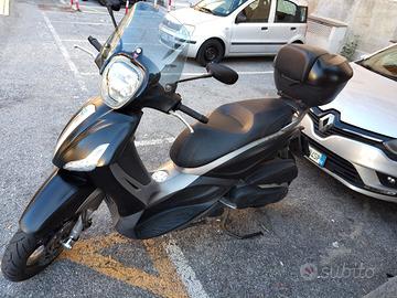 Beverly 350 ie police