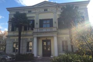 Villa d'epoca austriaca con parco nuda pro