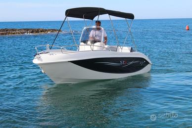 SCAFO 5.70 metri - MOTORE YAMAHA 40HP