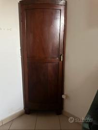Angolare