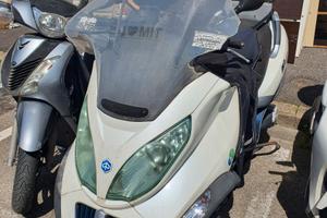 Piaggio MP3 300 - 2015