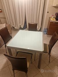 Tavolo Calligaris 90x90 allungabile + 4 sedie in p