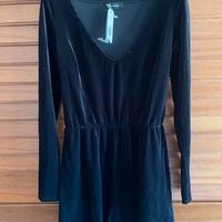 Tuta corta in velluto nuova