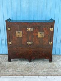 Antica Credenza Cinese Laccata e Dipinta  a mano