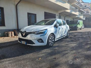 Renault Clio Hybrid Zen 140CV – Anno 2021