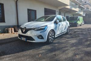 Renault Clio Hybrid Zen 140CV – Anno 2021